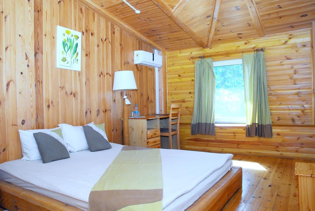Maison Blanche Ecohousе Mytnitsa Bagian luar foto